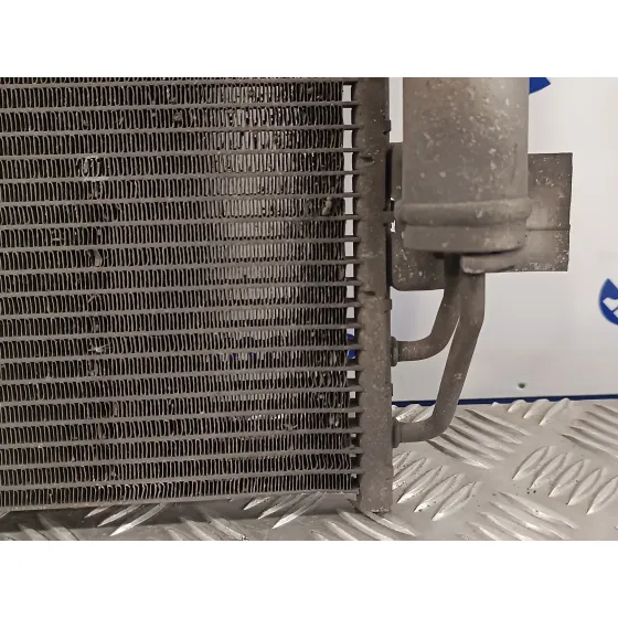 Condensador / Radiador Aire Acondicionado para Mitsubishi Lancer Berlina (Cy0)