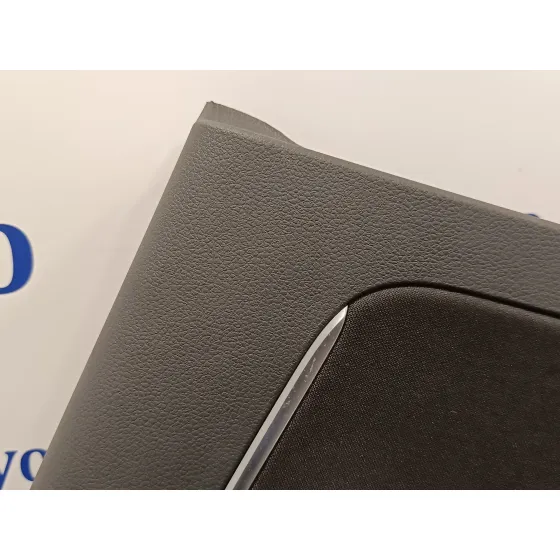 Guarnecido Puerta Trasera Izquierda para Volkswagen Polo (6R1)