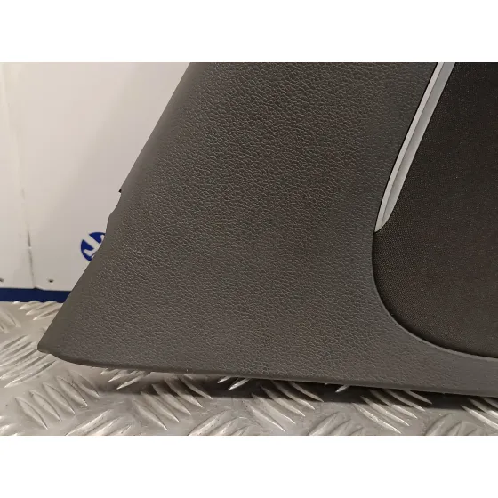 Guarnecido Puerta Trasera Izquierda para Volkswagen Polo (6R1)