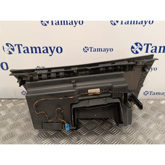 Guantera para Mercedes-Benz Vito Tourer (447)