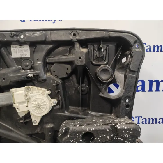 Elevalunas Delantero Derecho para Mercedes-Benz Vito Tourer (447)