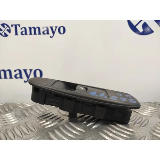 Mando Elevalunas Delantero Derecho para Citroën C4 Picasso