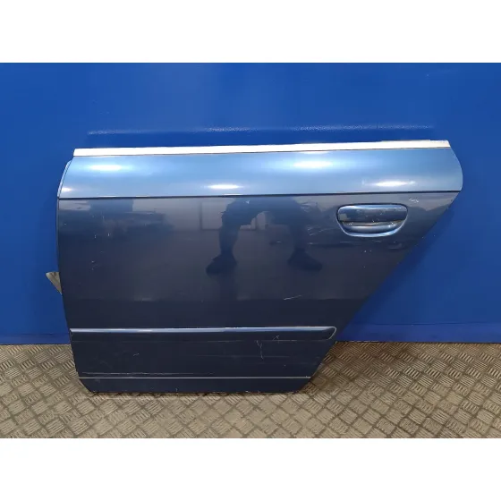 Puerta Trasera Izquierda para Audi A4 Berlina (8E)