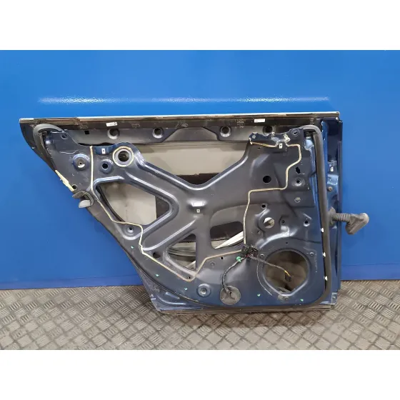 Puerta Trasera Izquierda para Audi A4 Berlina (8E)