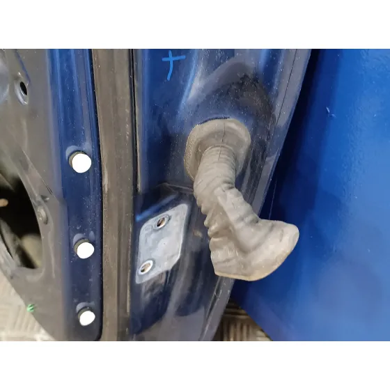 Puerta Trasera Izquierda para Audi A4 Berlina (8E)