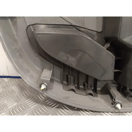 Guarnecido Puerta Delantera Derecha para Peugeot Partner Kasten