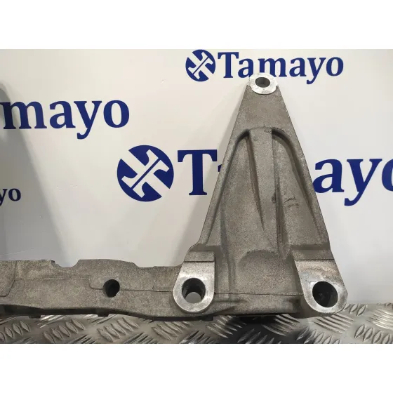 Soporte para Mercedes-Benz Vito Tourer (447)