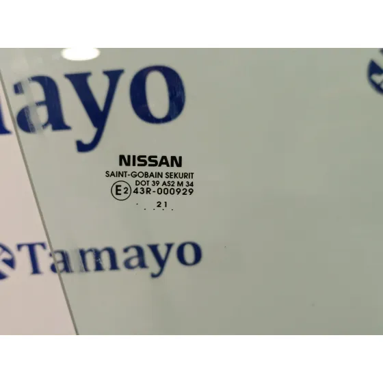 Luna Delantera Derecha para Nissan Micra V (K14)