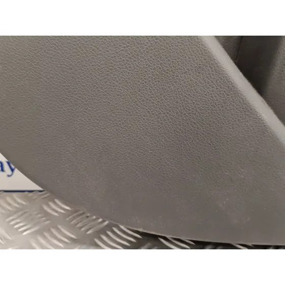 Guarnecido Puerta Trasera Derecha para Volkswagen Polo (6R1)