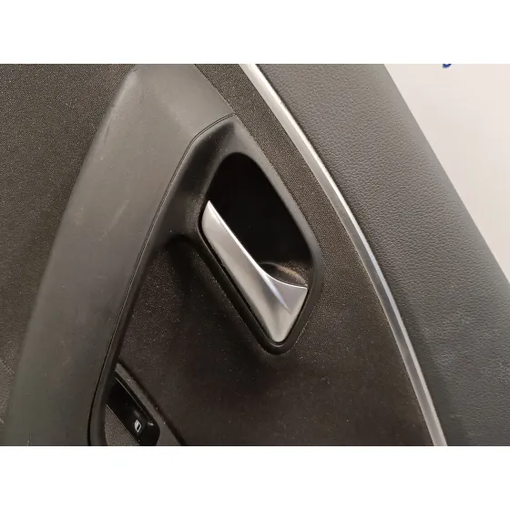 Guarnecido Puerta Trasera Derecha para Volkswagen Polo (6R1)