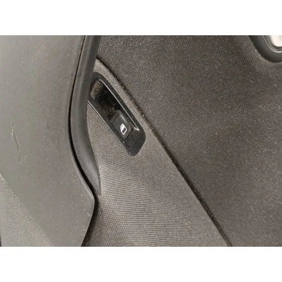 Guarnecido Puerta Trasera Derecha para Volkswagen Polo (6R1)