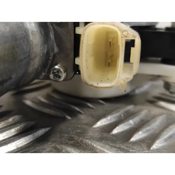 Elevalunas Delantero Derecho para Kia Rio Iii (Ub)