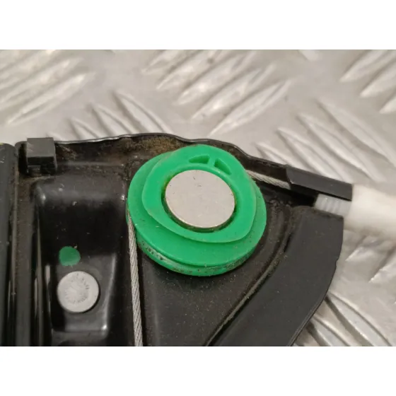 Elevalunas Delantero Derecho para Volkswagen Polo (6R1)