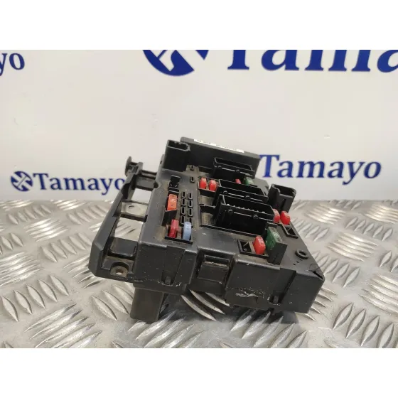 Caja Reles / Fusibles para Peugeot 307 Break / Sw (S1)