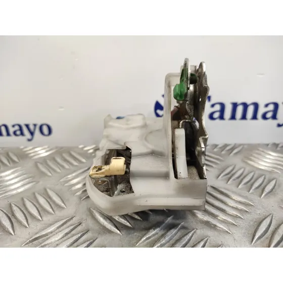 Cerradura Puerta Delantera Derecha para Nissan Cabstar ->09.06