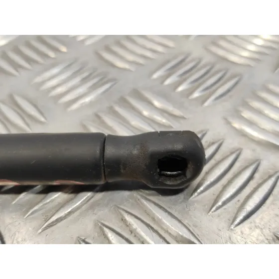 Amortiguadores Capo para Volkswagen Touran (1T2)