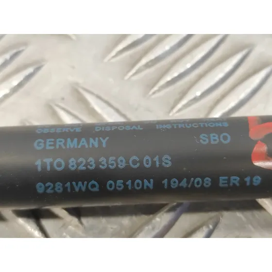 Amortiguadores Capo para Volkswagen Touran (1T2)