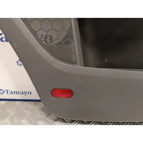 Guarnecido Puerta Trasera Izquierda para Volkswagen Touran (1T2)