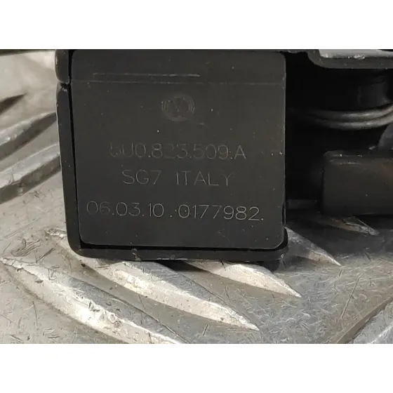 Cerradura Capot para Seat Ibiza Sc (6J1)