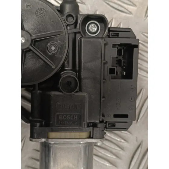 Elevalunas Delantero Derecho para Volkswagen Polo (6R1)