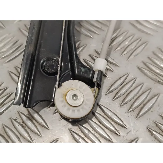 Elevalunas Delantero Derecho para Volkswagen Polo (6R1)