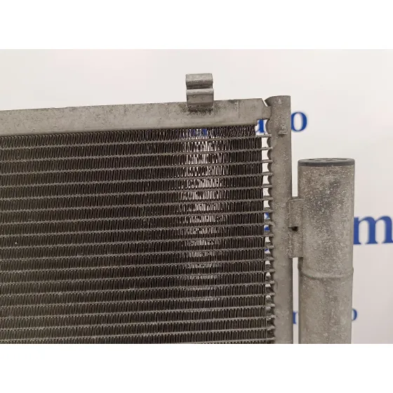 Condensador / Radiador Aire Acondicionado para Ford Fiesta (Cb1)