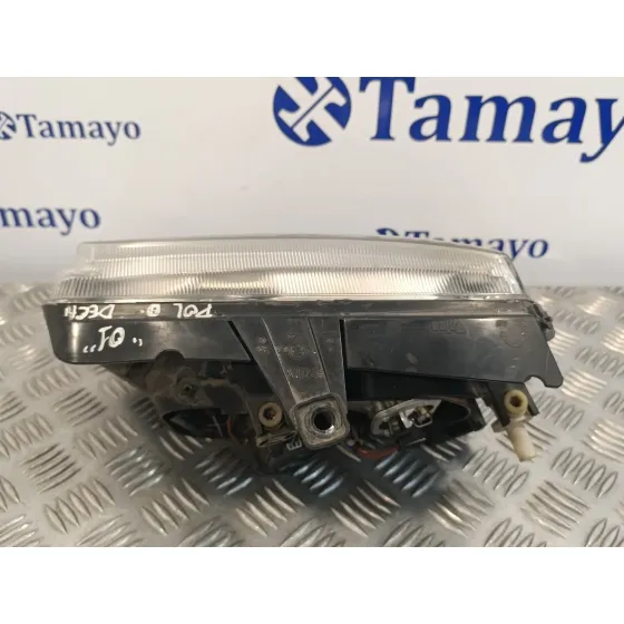 Faro Derecho para Volkswagen Polo Berlina (6N2)