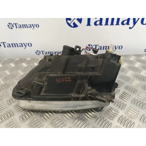 Faro Derecho para Volkswagen Polo Berlina (6N2)