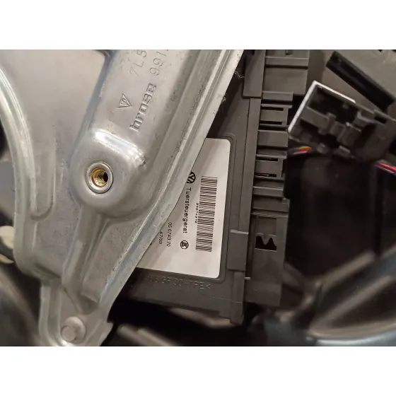 Elevalunas Trasero Izquierdo para Porsche Cayenne (Typ 9Pa)
