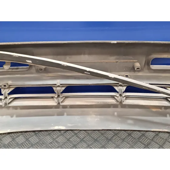 Paragolpes Delantero para Mercedes-Benz Vito (W638) Caja Cerrada