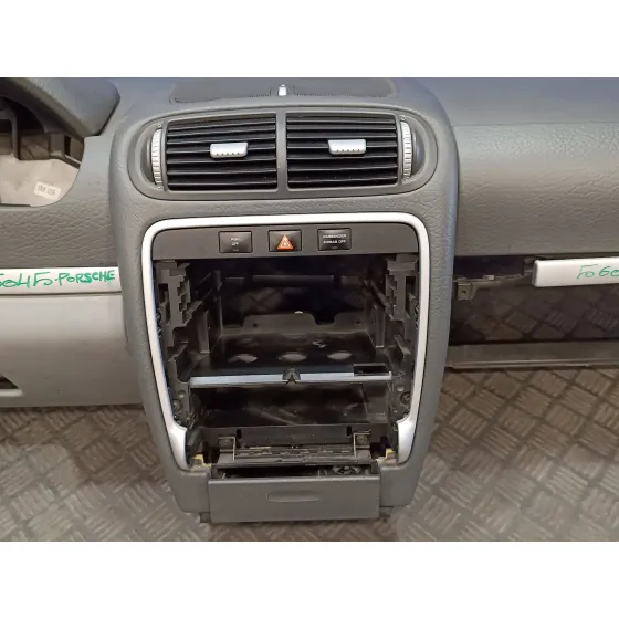 Salpicadero para Porsche Cayenne (Typ 9Pa)