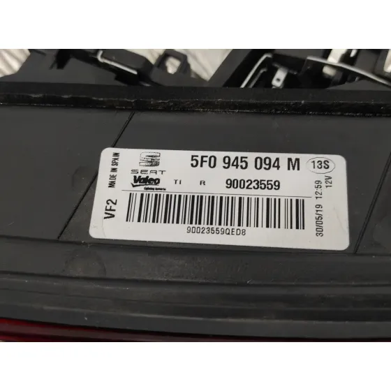 Piloto Trasero Derecho Porton para Seat Leon Sc (5F5)