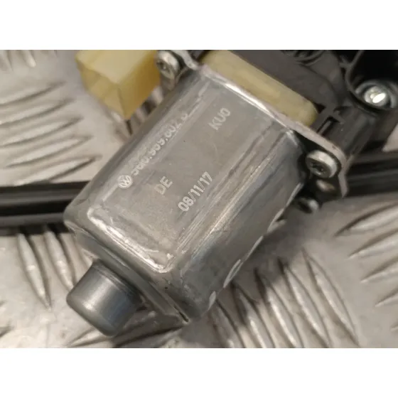 Elevalunas Delantero Derecho para Seat Ateca (Kh7)