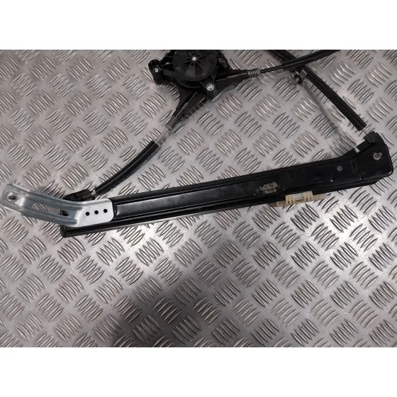 Elevalunas Delantero Izquierdo para Seat Ateca (Kh7)