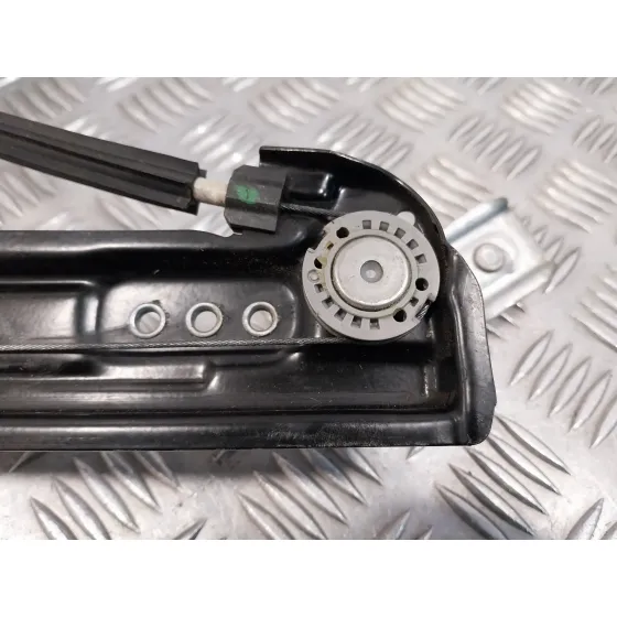 Elevalunas Delantero Izquierdo para Seat Ateca (Kh7)
