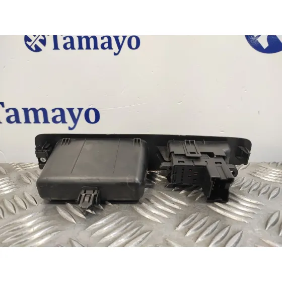 Mando Elevalunas Trasero Derecho para Nissan Qashqai (J10)