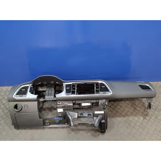 Salpicadero para Seat Ateca (Kh7)