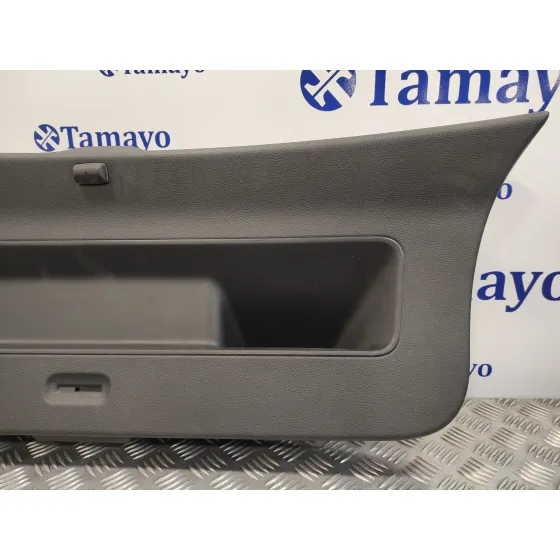 Guarnecido Porton Trasero para Volkswagen Polo (6R1)