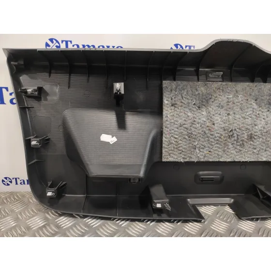Guarnecido Porton Trasero para Volkswagen Polo (6R1)