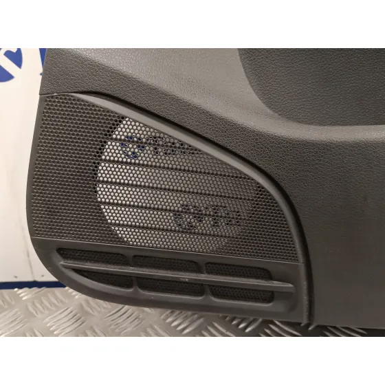 Guarnecido Puerta Trasera Derecha para Volkswagen Polo (6R1)