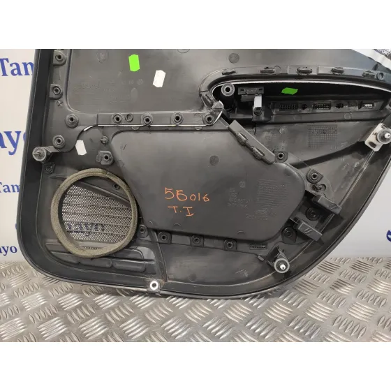 Guarnecido Puerta Trasera Izquierda para Volkswagen Polo (6R1)