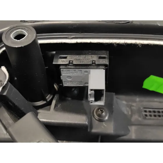 Guarnecido Puerta Trasera Izquierda para Volkswagen Polo (6R1)