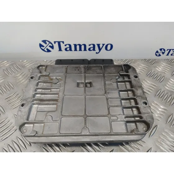 Centralita Motor Uce para Opel Astra J Sports Tourer