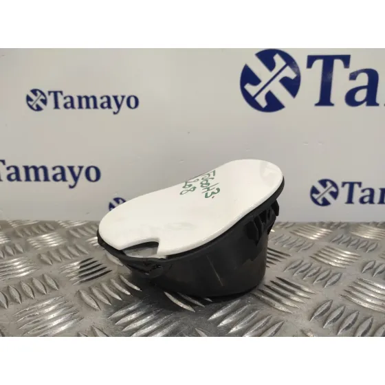 Tapa Exterior Combustible para Peugeot 208