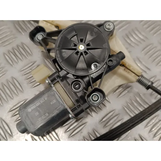 Elevalunas Delantero Derecho para Seat Leon (5F1)