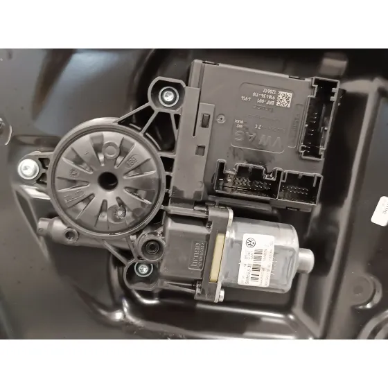 Elevalunas Delantero Derecho para Volkswagen Passat Variant (365)