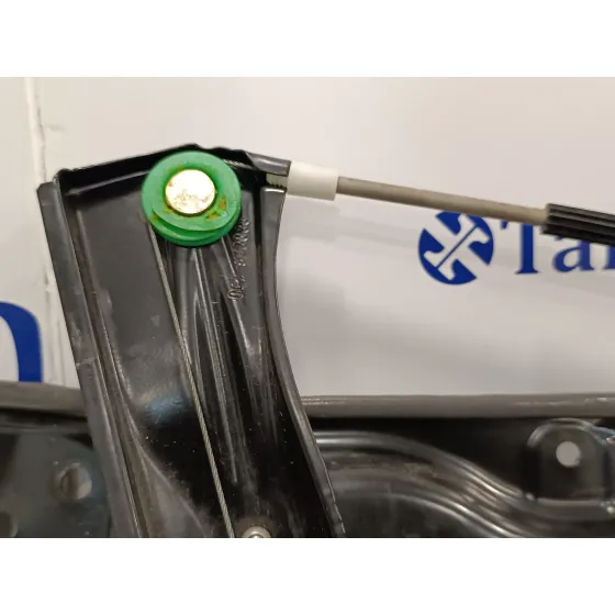 Elevalunas Delantero Derecho para Volkswagen Passat Variant (365)