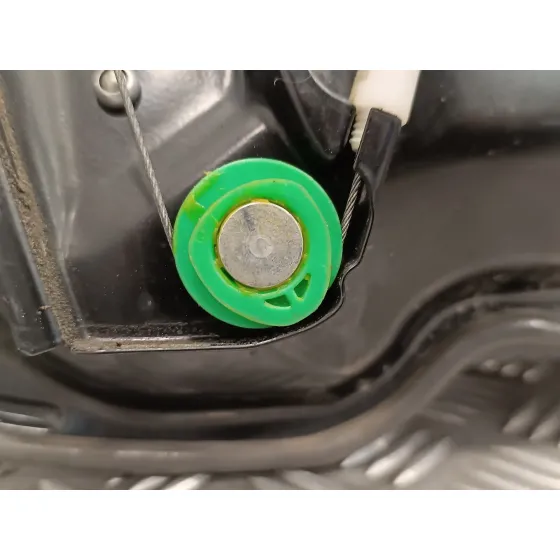 Elevalunas Delantero Derecho para Volkswagen Passat Variant (365)