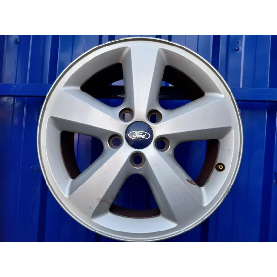 Llanta para Ford Focus Berlina (Cap)
