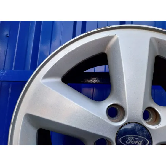 Llanta para Ford Focus Berlina (Cap)